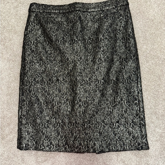 Crew Collection Black Silver Lace Pencil Skirt size 10 EUC